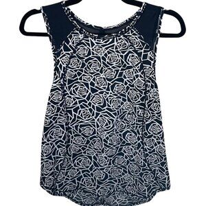 EUC Lululemon Posey Sculpt Tank Back Vent Tank Top Size 8 Black Ivory Print